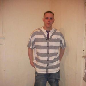 Meet your Posher, Nicholas